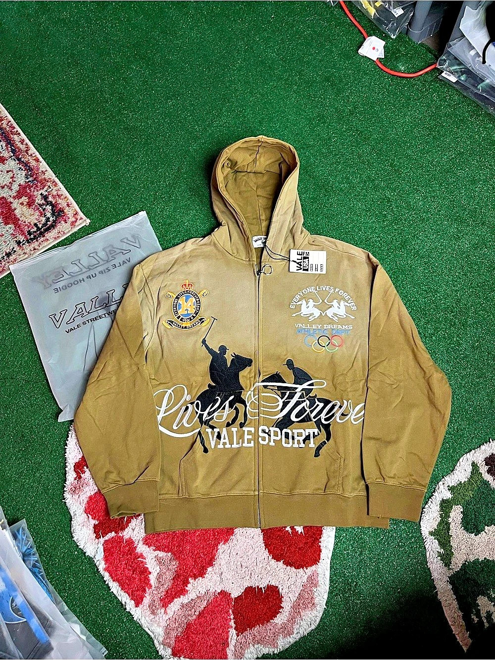 Valley Vale Sport Hooded Jacket